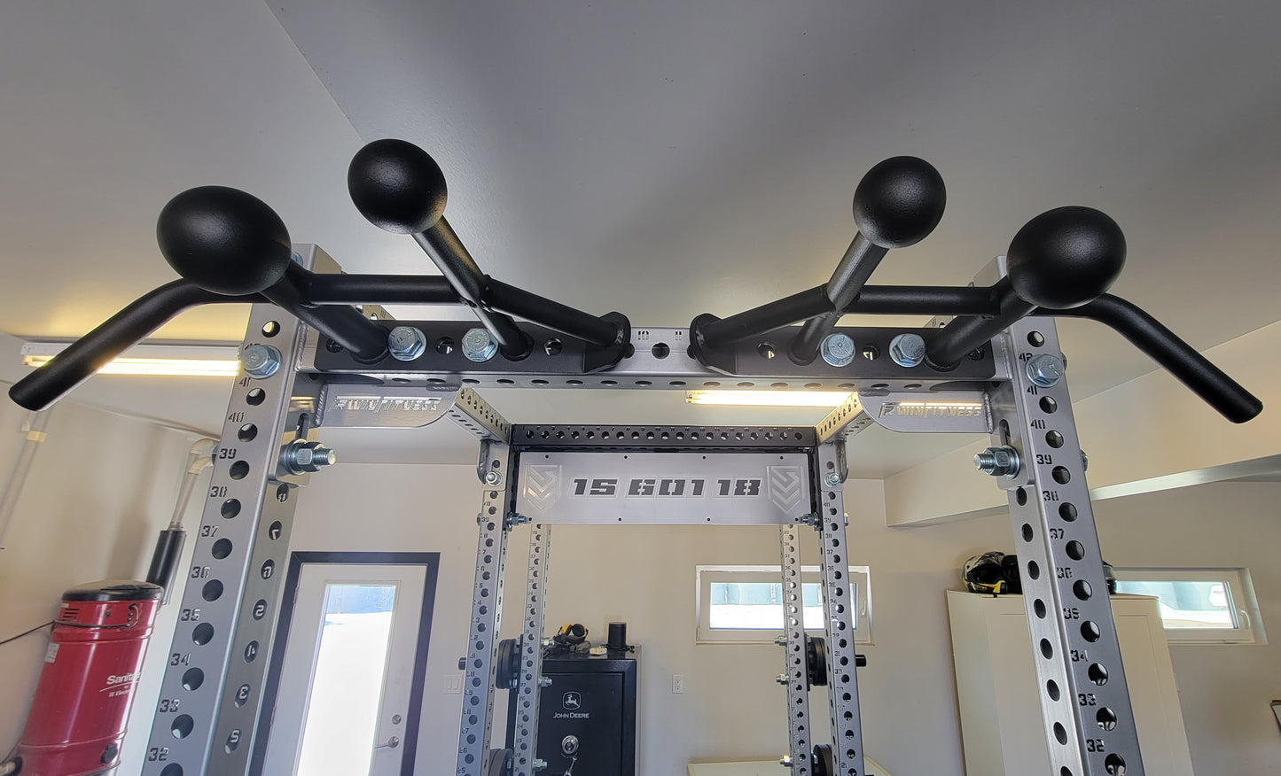 ADJUSTABLE ATLAS BARS