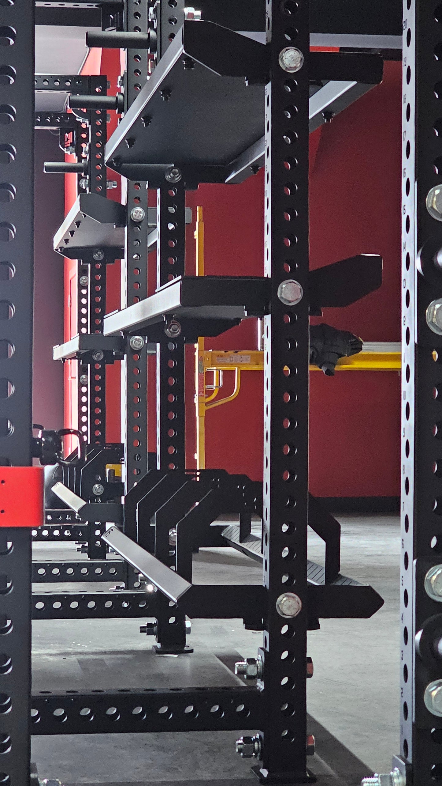 RACK MOUNTED SINGLE POST BUMPER STORAGE SHELF